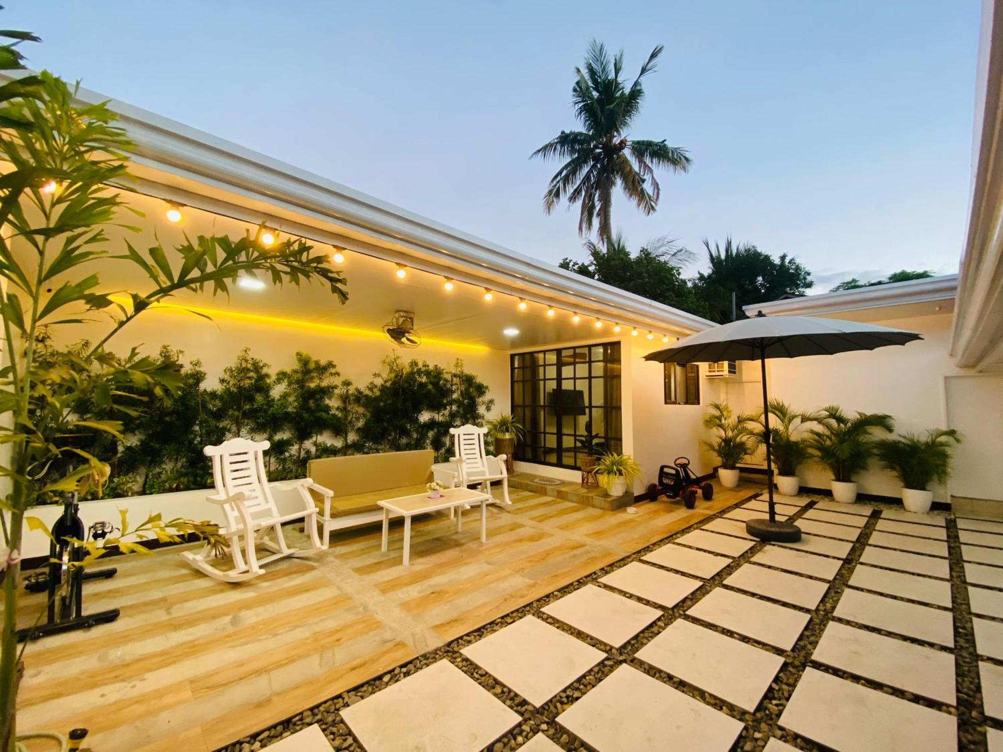 Modern Guesthouse Near Beach In Nasugbu, Batangas Екстер'єр фото